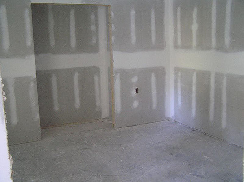 rough walls, ready to plaster finish